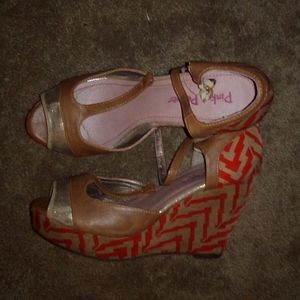 Women's wedge sandals